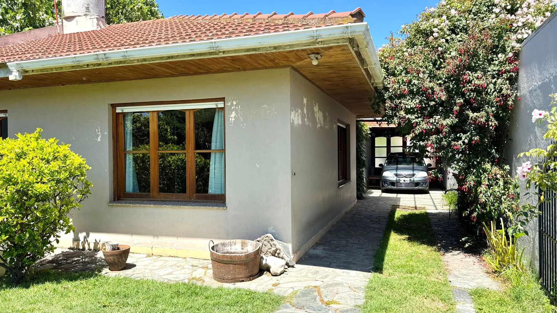 Casa Roble con Parrilla y Jardín | Necochea - miniatura 4