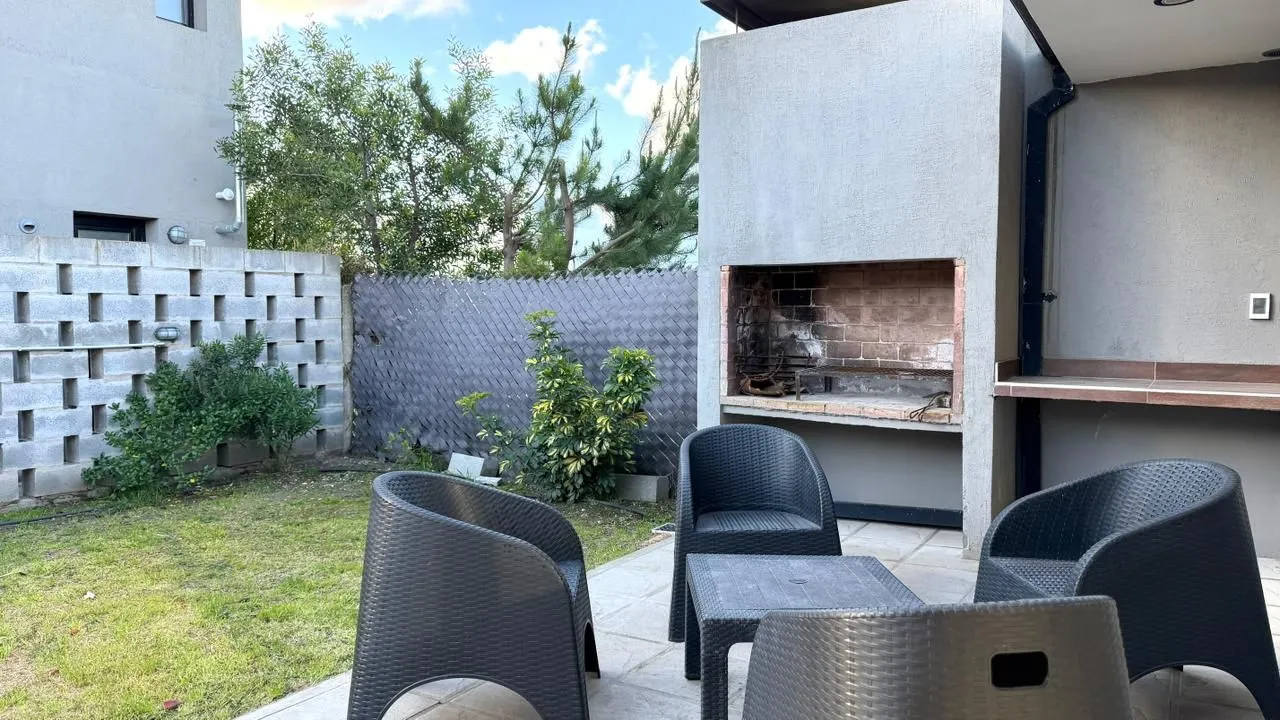 Casita con Parrilla | Zona Parque - miniatura 13