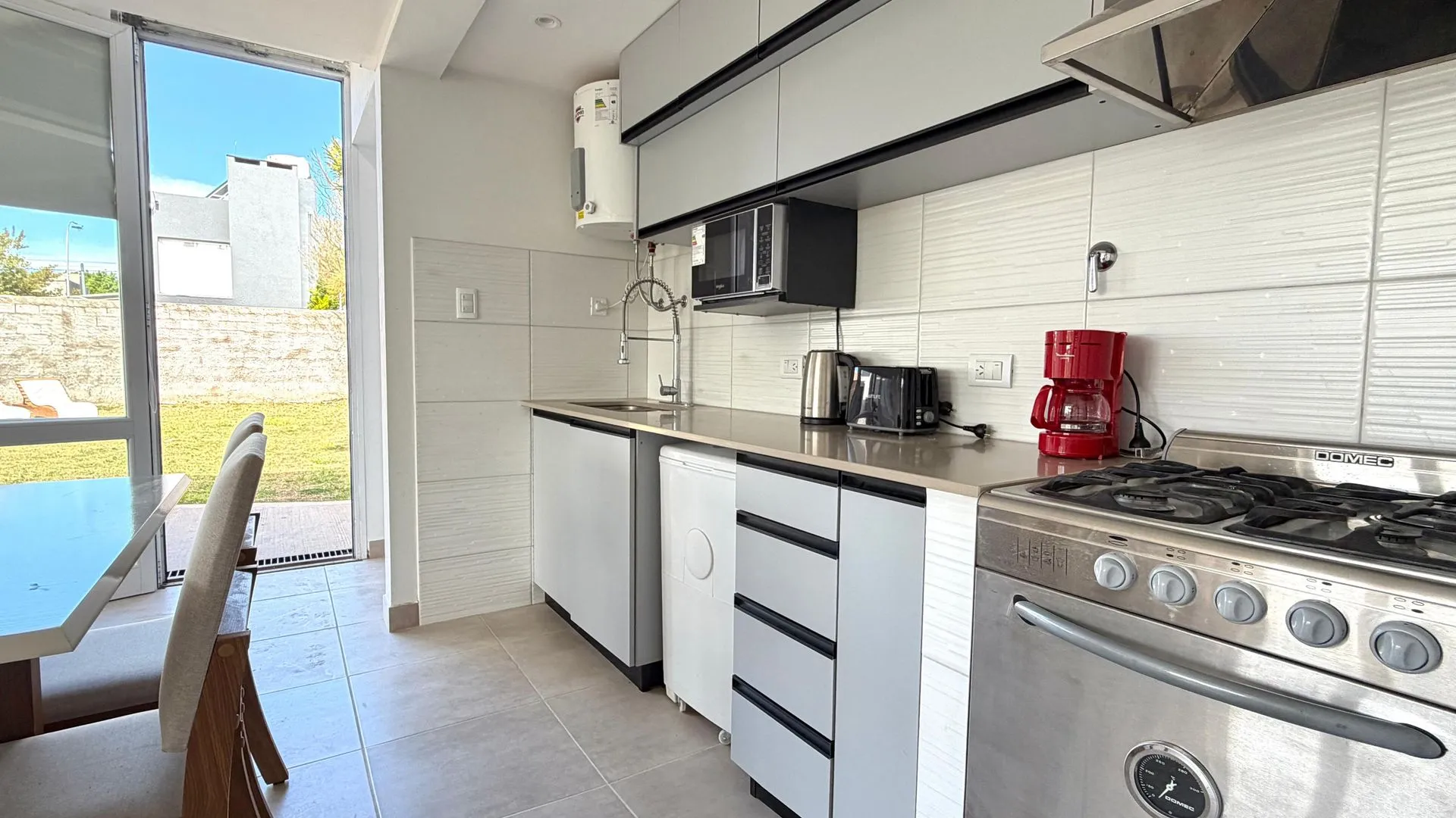 Refugio Los Troncos | Loft con Parrilla Zona Parque - miniatura 7
