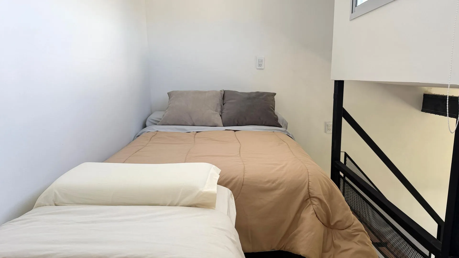 Refugio Los Troncos | Loft con Parrilla Zona Parque - miniatura 10