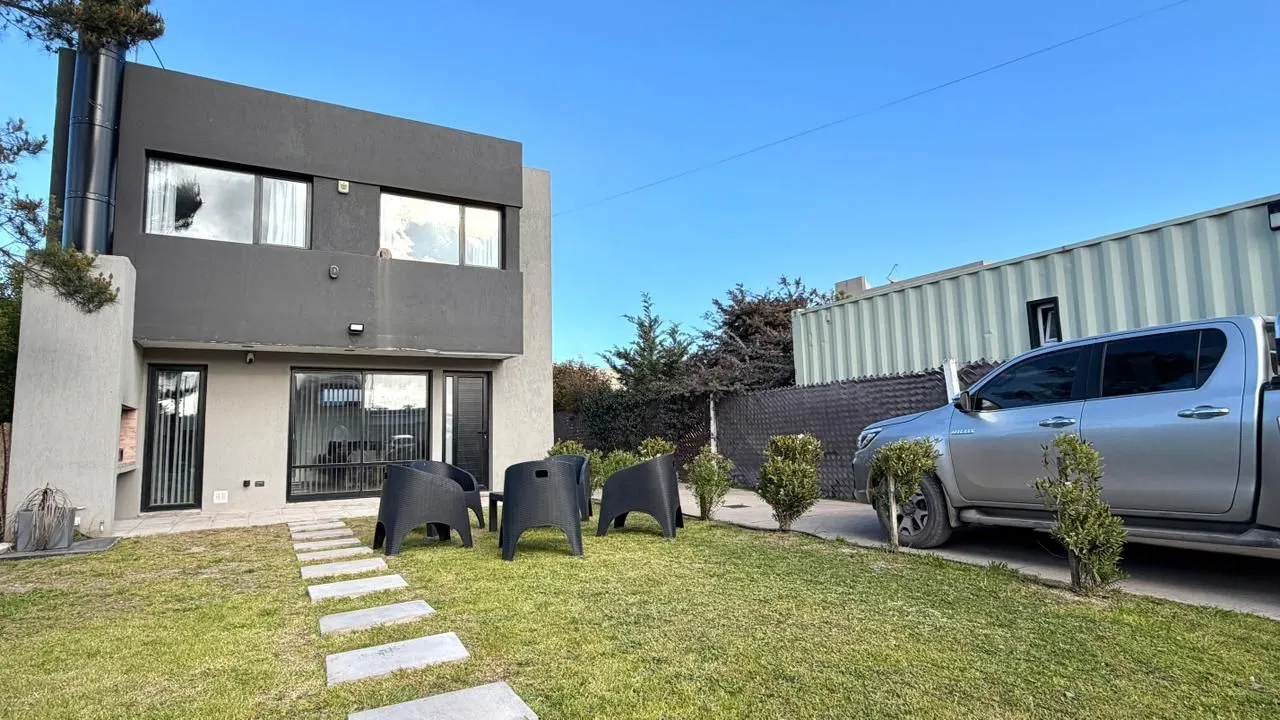 Duplex con parrilla | Necochea Zona Parque - miniatura 12