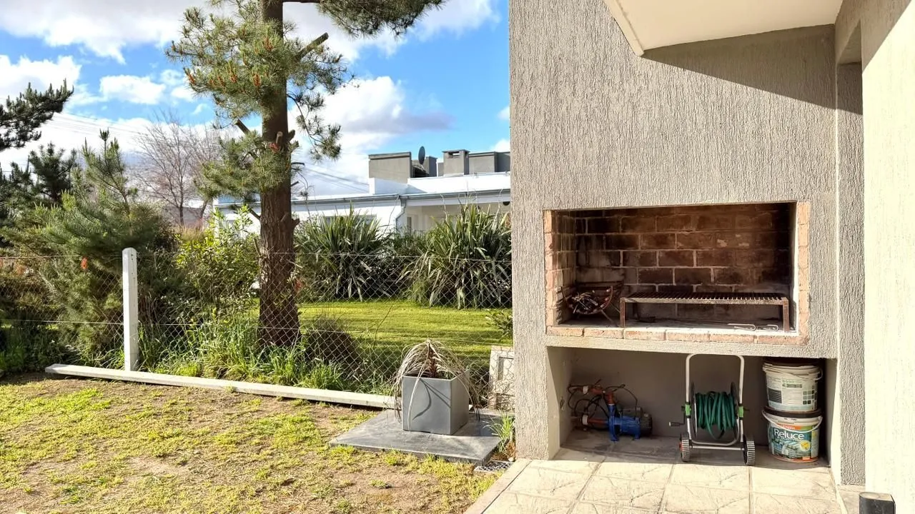 Duplex con parrilla | Necochea Zona Parque - miniatura 13